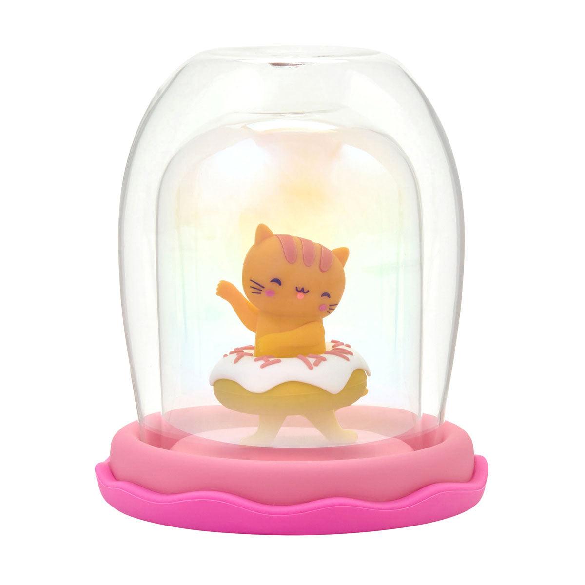 Toni Loves Donut - MAGIC GLOBE